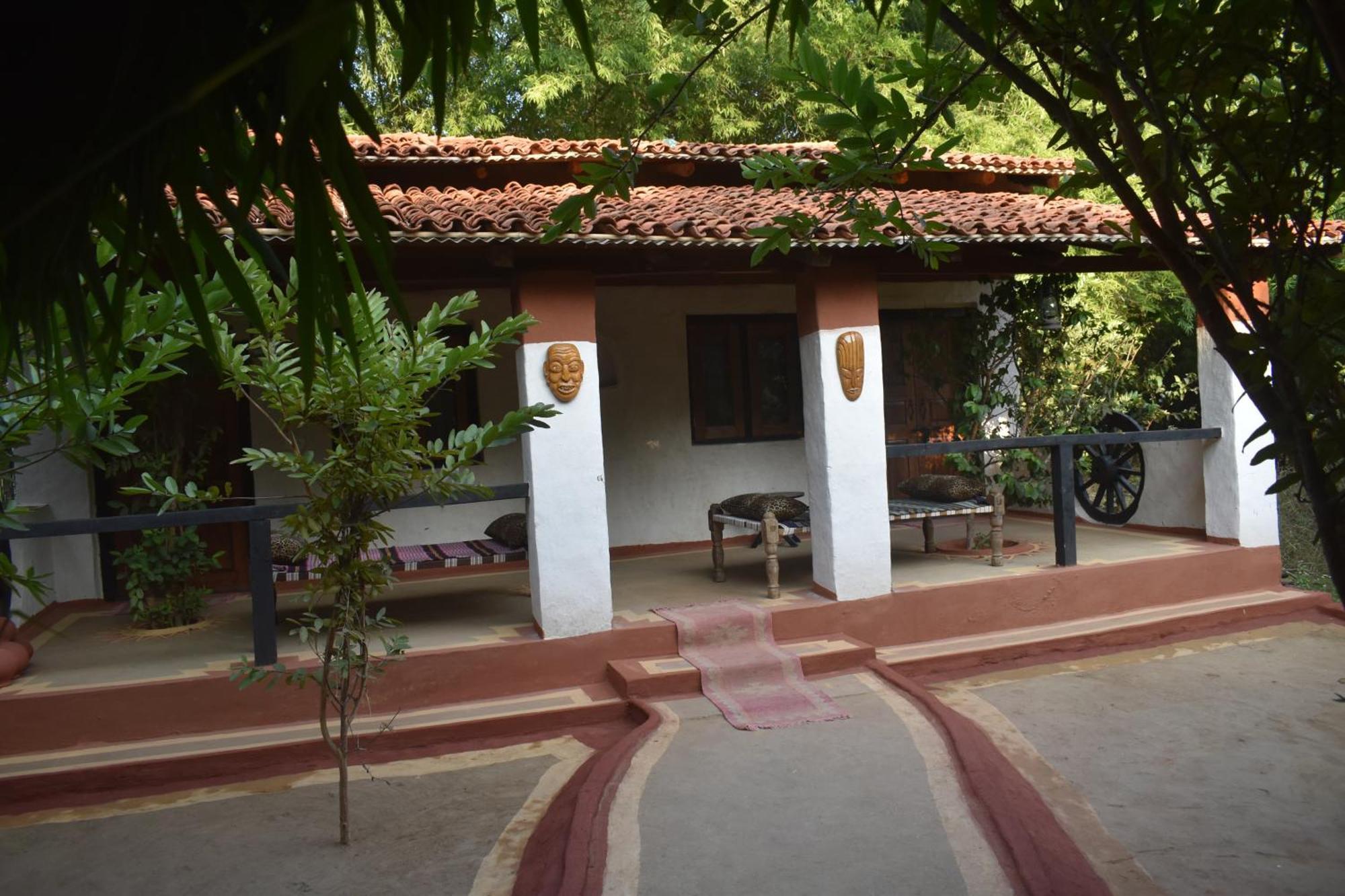 Aranyak Resort Tāla Exterior photo