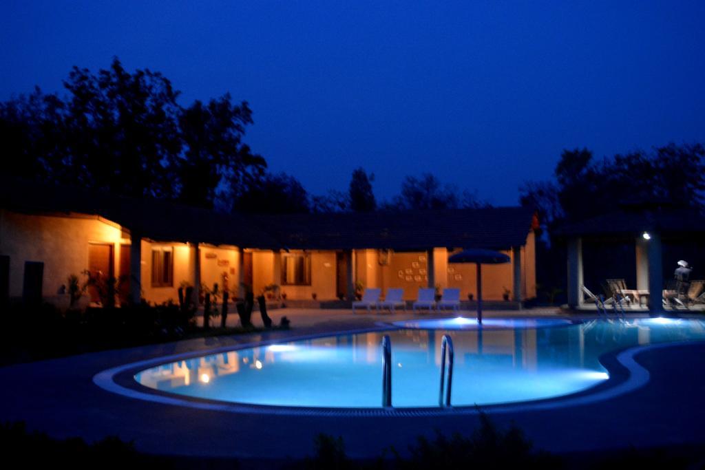 Aranyak Resort Tāla Exterior photo