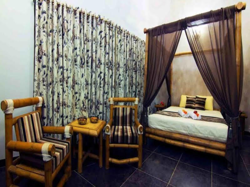 Aranyak Resort Tāla Exterior photo