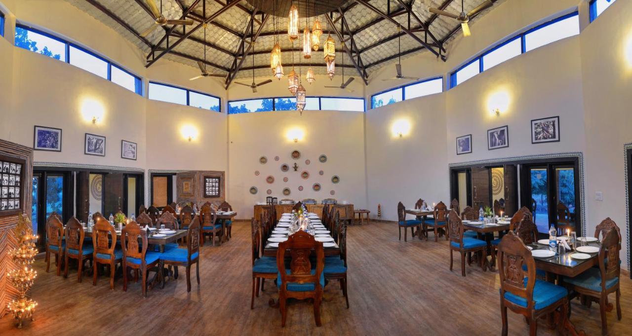 Aranyak Resort Tāla Exterior photo